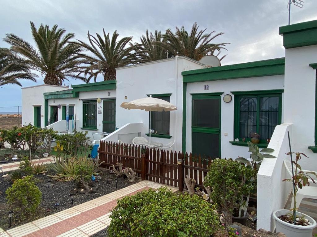 Casa Sandra Cocosol Costa De Antigua Exterior photo