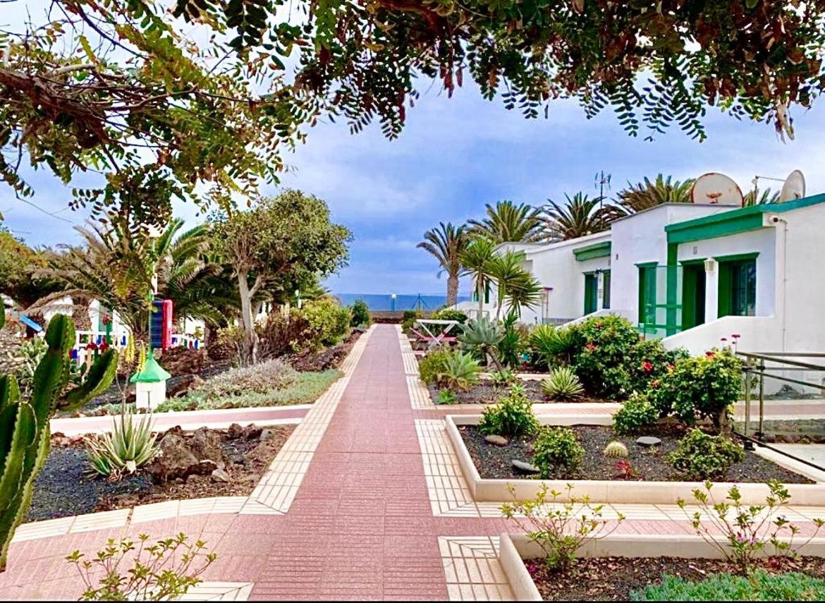 Casa Sandra Cocosol Costa De Antigua Exterior photo